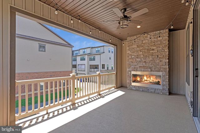 43509 APPLE ORCHARD SQ, Ashburn, VA 20148