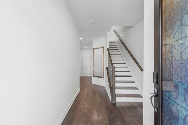 43509 APPLE ORCHARD SQ, Ashburn, VA 20148