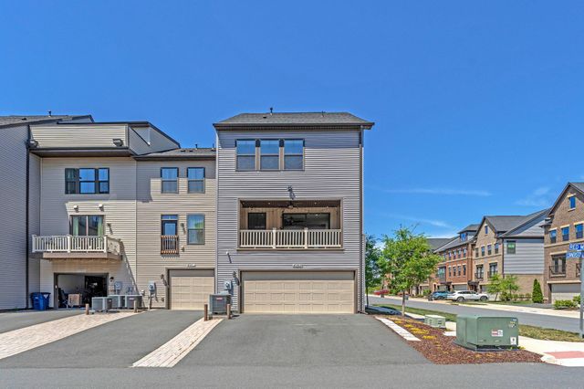 43509 APPLE ORCHARD SQ, Ashburn, VA 20148