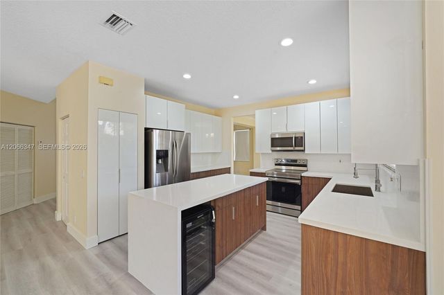 4312 Laurel Ridge Circle, Weston, FL 33331