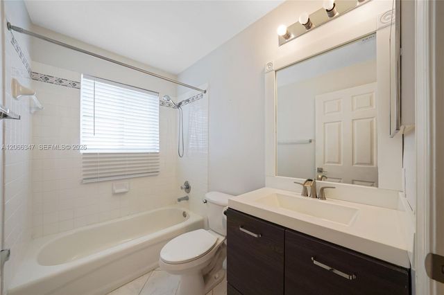 4312 Laurel Ridge Circle, Weston, FL 33331