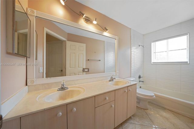 4312 Laurel Ridge Circle, Weston, FL 33331