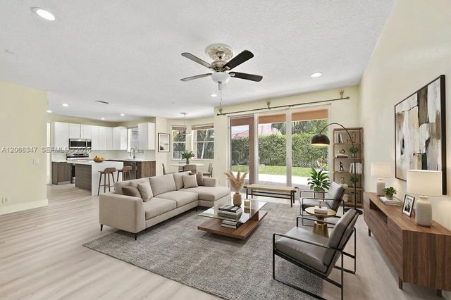 4312 Laurel Ridge Circle, Weston, FL 33331