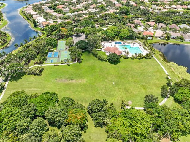 4312 Laurel Ridge Circle, Weston, FL 33331