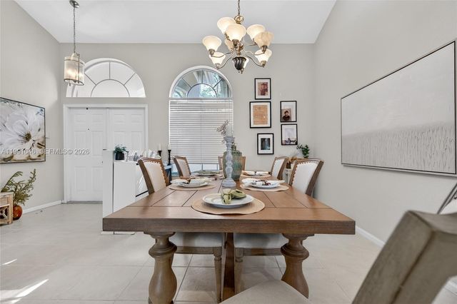 5318 NW 57th Ave, Coral Springs, FL 33067