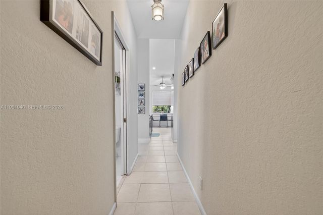 5318 NW 57th Ave, Coral Springs, FL 33067