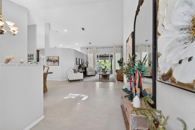 5318 NW 57th Ave, Coral Springs, FL 33067