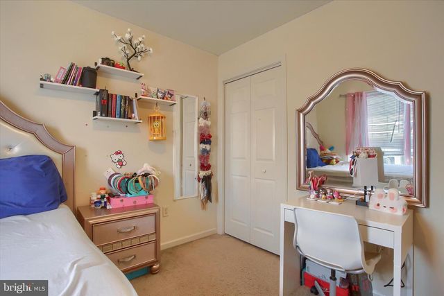 6343 MERCURY DR, Mechanicsburg, PA 17050