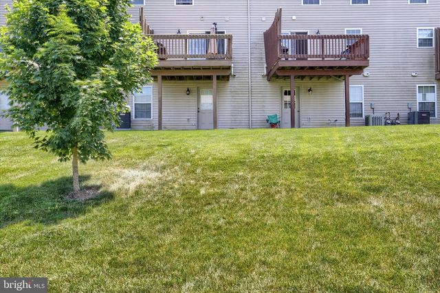 6343 MERCURY DR, Mechanicsburg, PA 17050