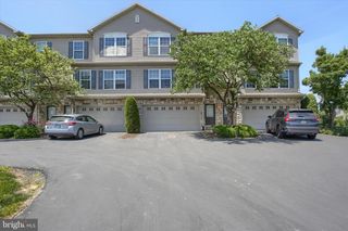 6343 MERCURY DR, Mechanicsburg, PA 17050