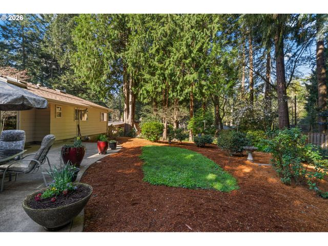 6167 Sw MILES Ct, Portland, OR 97219