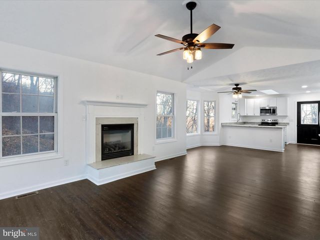 689 WINDY WAY, Front Royal, VA 22630