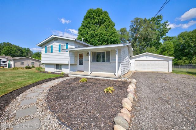 2351 Cheryl Ann Drive, Burton, MI 48519
