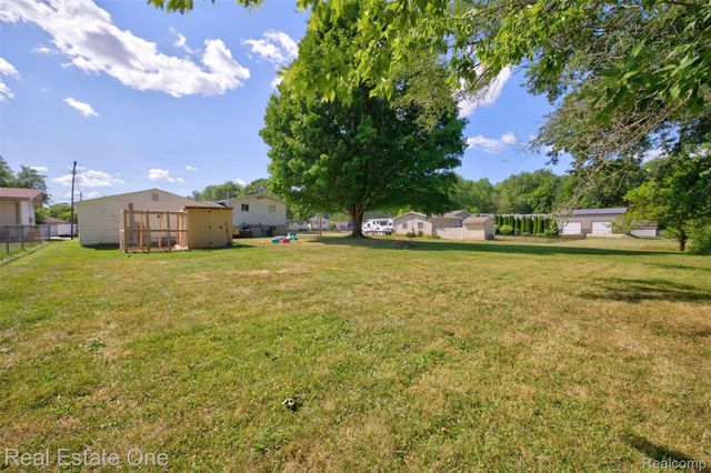 2351 Cheryl Ann Drive, Burton, MI 48519