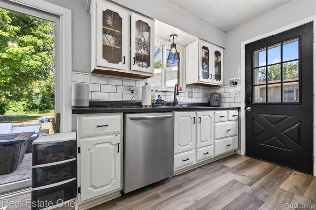 2351 Cheryl Ann Drive, Burton, MI 48519