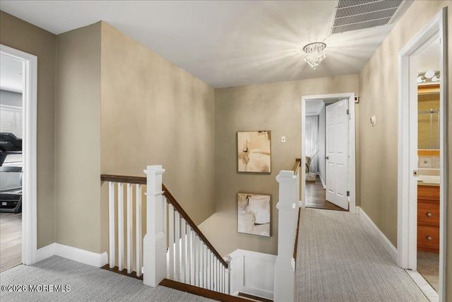 15 Country Lane, Manalapan, NJ 07726