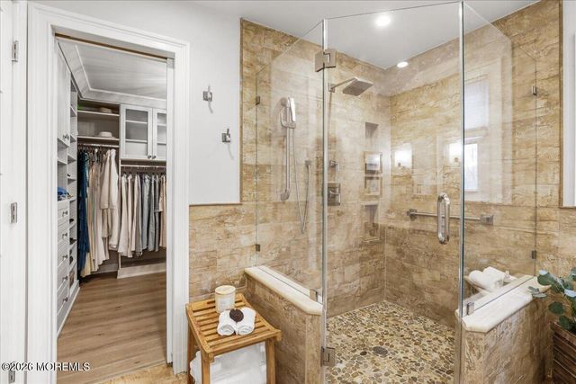 15 Country Lane, Manalapan, NJ 07726