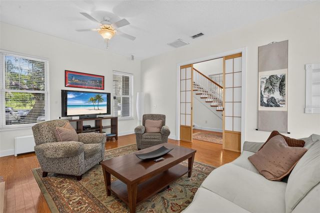 208 W ROSS AVENUE, Tampa, FL 33602