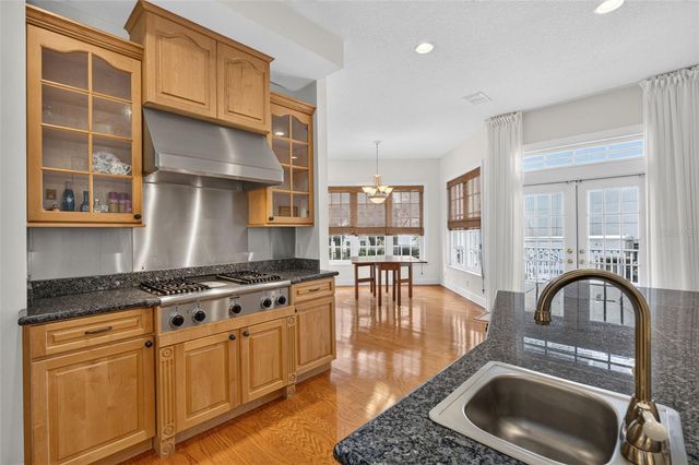 208 W ROSS AVENUE, Tampa, FL 33602
