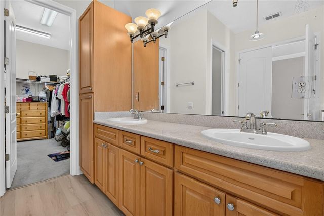 208 W ROSS AVENUE, Tampa, FL 33602