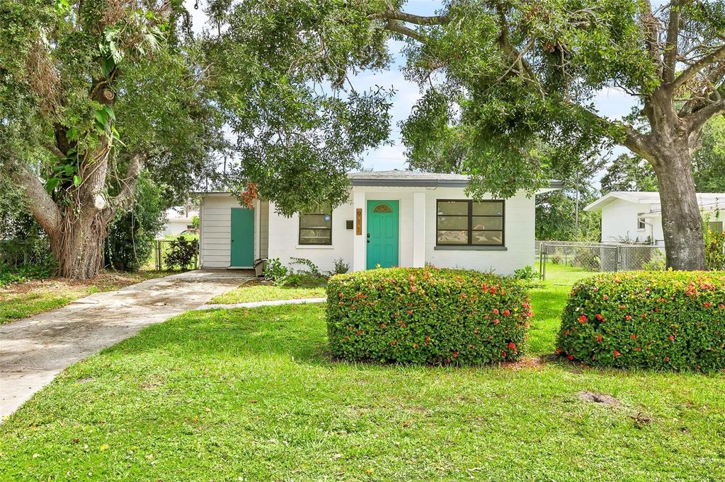 911 13TH STREET E, Bradenton, FL 34208