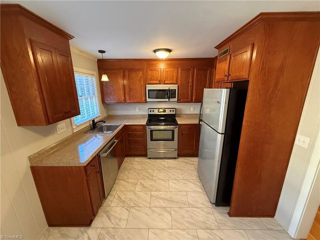 2030 Craig Street 4, Winston-salem, NC 27103