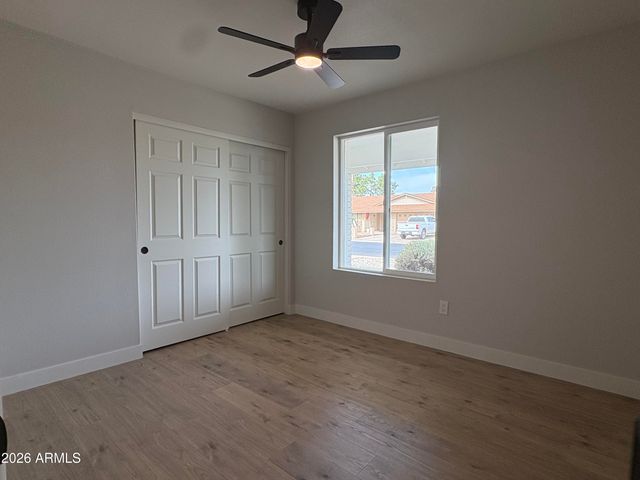 5723 W SUNNYSLOPE Lane, Glendale, AZ 85302