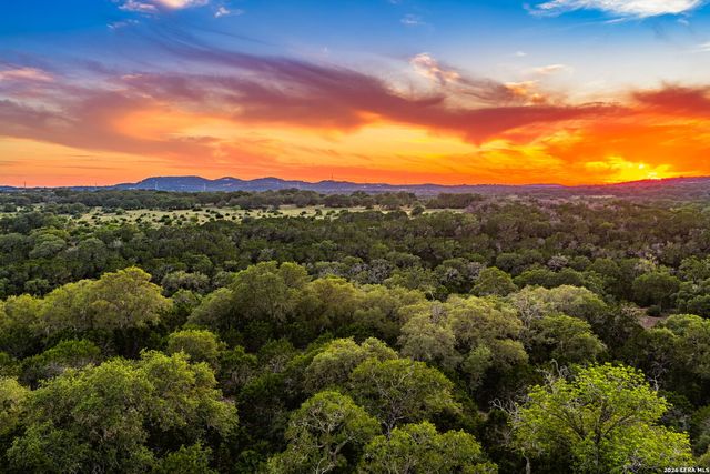 190-A Richter Road, Boerne, TX 78006