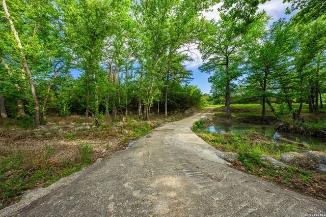 190-A Richter Road, Boerne, TX 78006