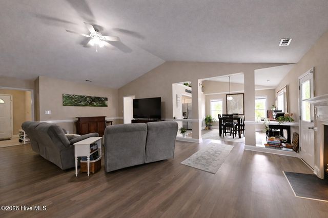 107 Newhan Lane, Jacksonville, NC 28546