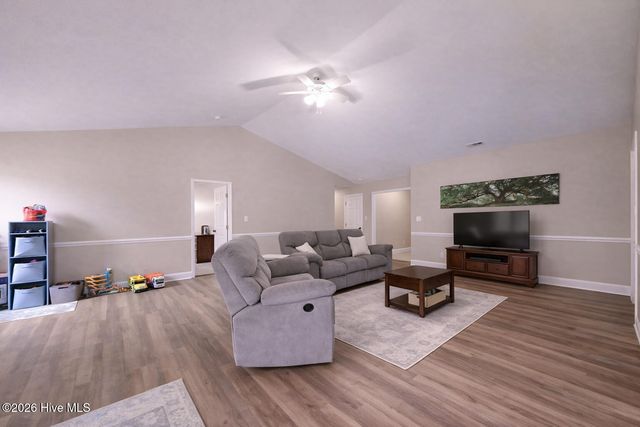 107 Newhan Lane, Jacksonville, NC 28546