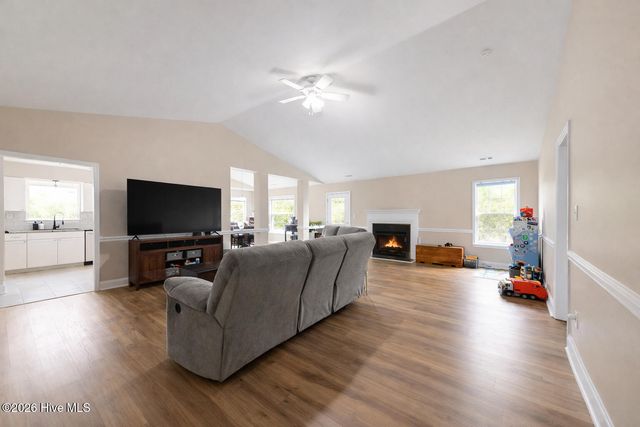 107 Newhan Lane, Jacksonville, NC 28546