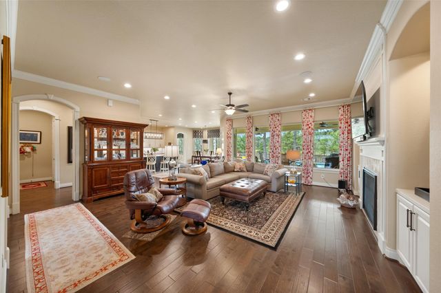 9108 Ridgelake Court, Montgomery, TX 77316