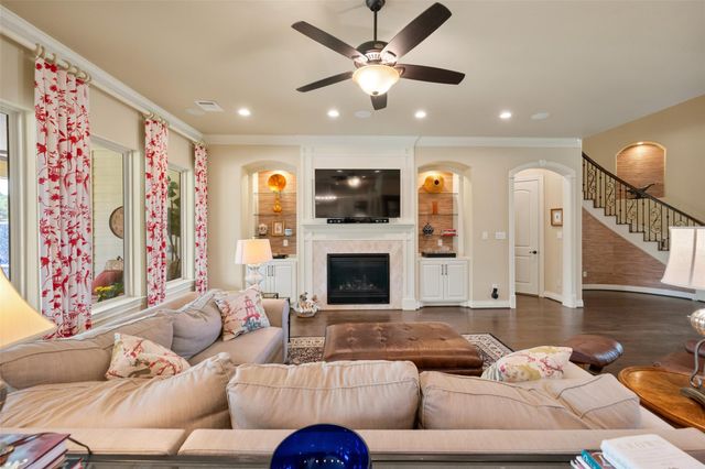 9108 Ridgelake Court, Montgomery, TX 77316