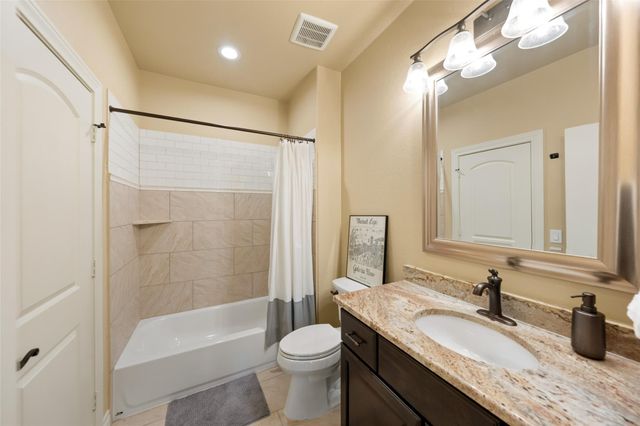 9108 Ridgelake Court, Montgomery, TX 77316