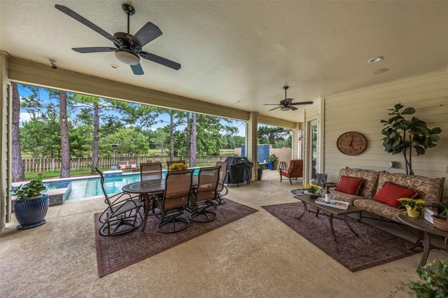 9108 Ridgelake Court, Montgomery, TX 77316