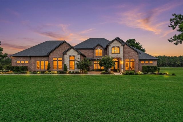 9108 Ridgelake Court, Montgomery, TX 77316