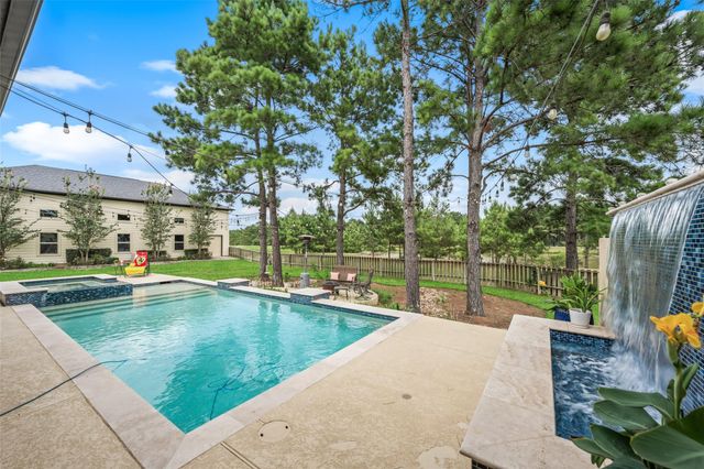 9108 Ridgelake Court, Montgomery, TX 77316