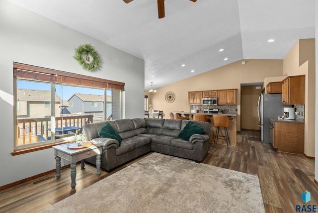 4717 S Wassom Ave Avenue, Sioux Falls, SD 57106