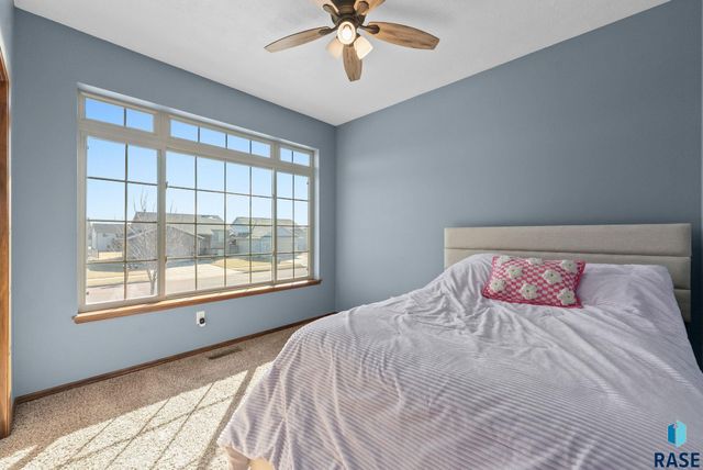 4717 S Wassom Ave Avenue, Sioux Falls, SD 57106