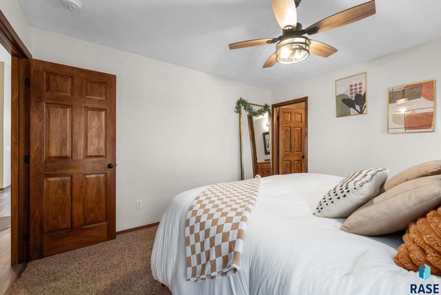 4717 S Wassom Ave Avenue, Sioux Falls, SD 57106