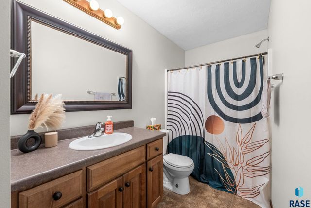 4717 S Wassom Ave Avenue, Sioux Falls, SD 57106