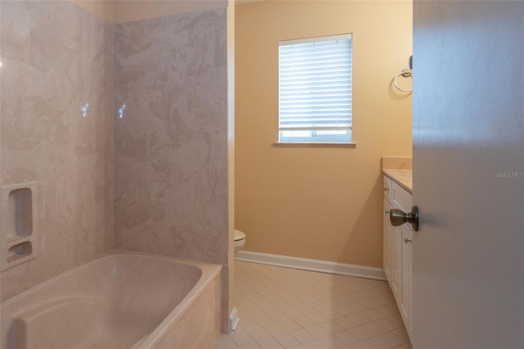 Image 26 of property listing at 31 WELLSTONE DRIVE, Palm Coast, FL 32164