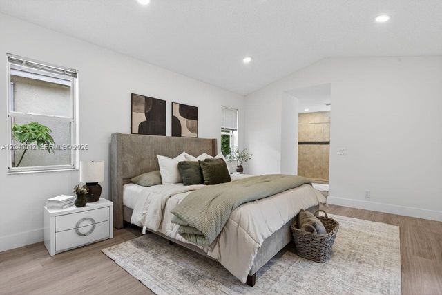 116 W Bayridge Drive, Weston, FL 33326