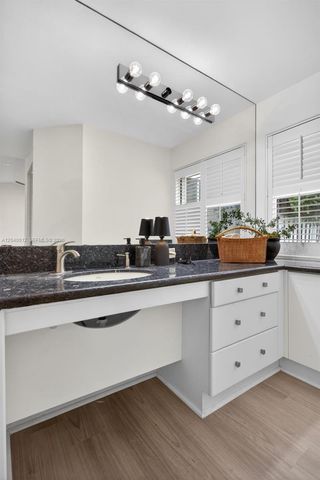 116 W Bayridge Drive, Weston, FL 33326