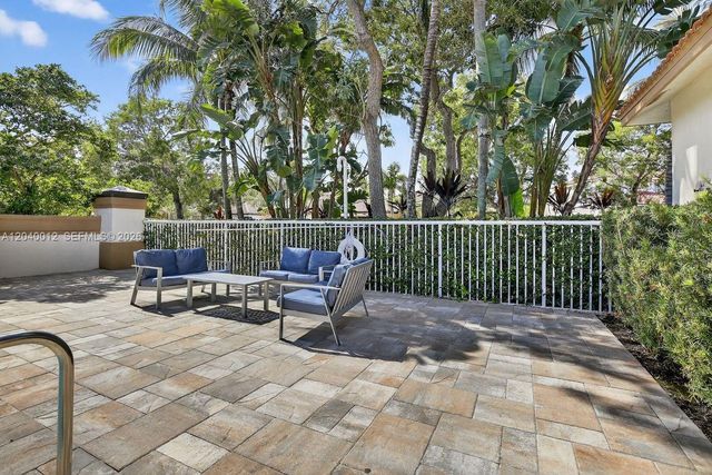 116 W Bayridge Drive, Weston, FL 33326