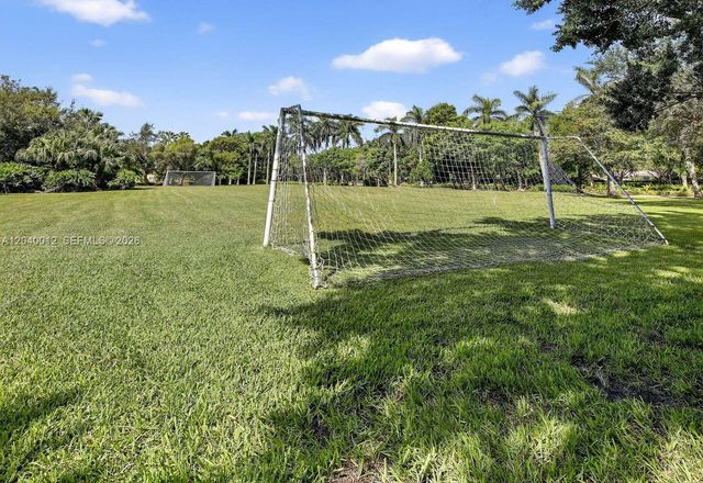 116 W Bayridge Drive, Weston, FL 33326