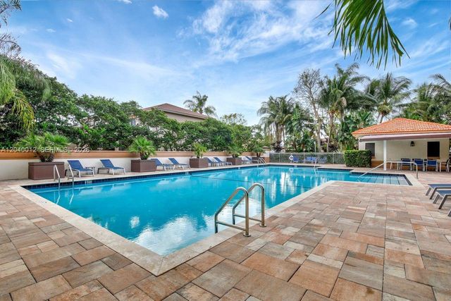 116 W Bayridge Drive, Weston, FL 33326