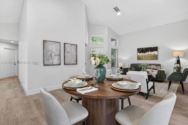 116 W Bayridge Drive, Weston, FL 33326