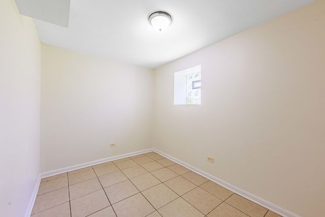 2822 W FLOURNOY Street, Chicago, IL 60612